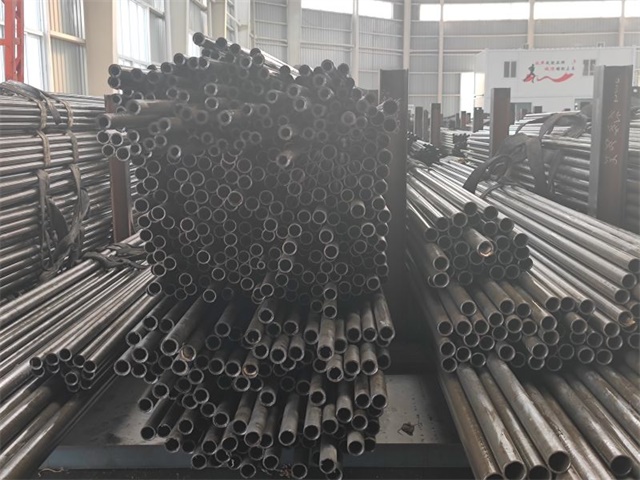 银川精密无缝钢管现货批发